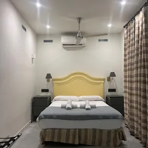 Quarto em Acomodações Particulares Turistic Sevillanos Sl