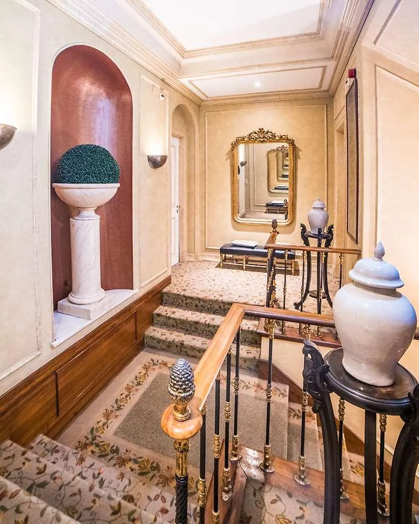 As Janelas Verdes Inn - Lisbon Heritage Collection - Riverside 4*,